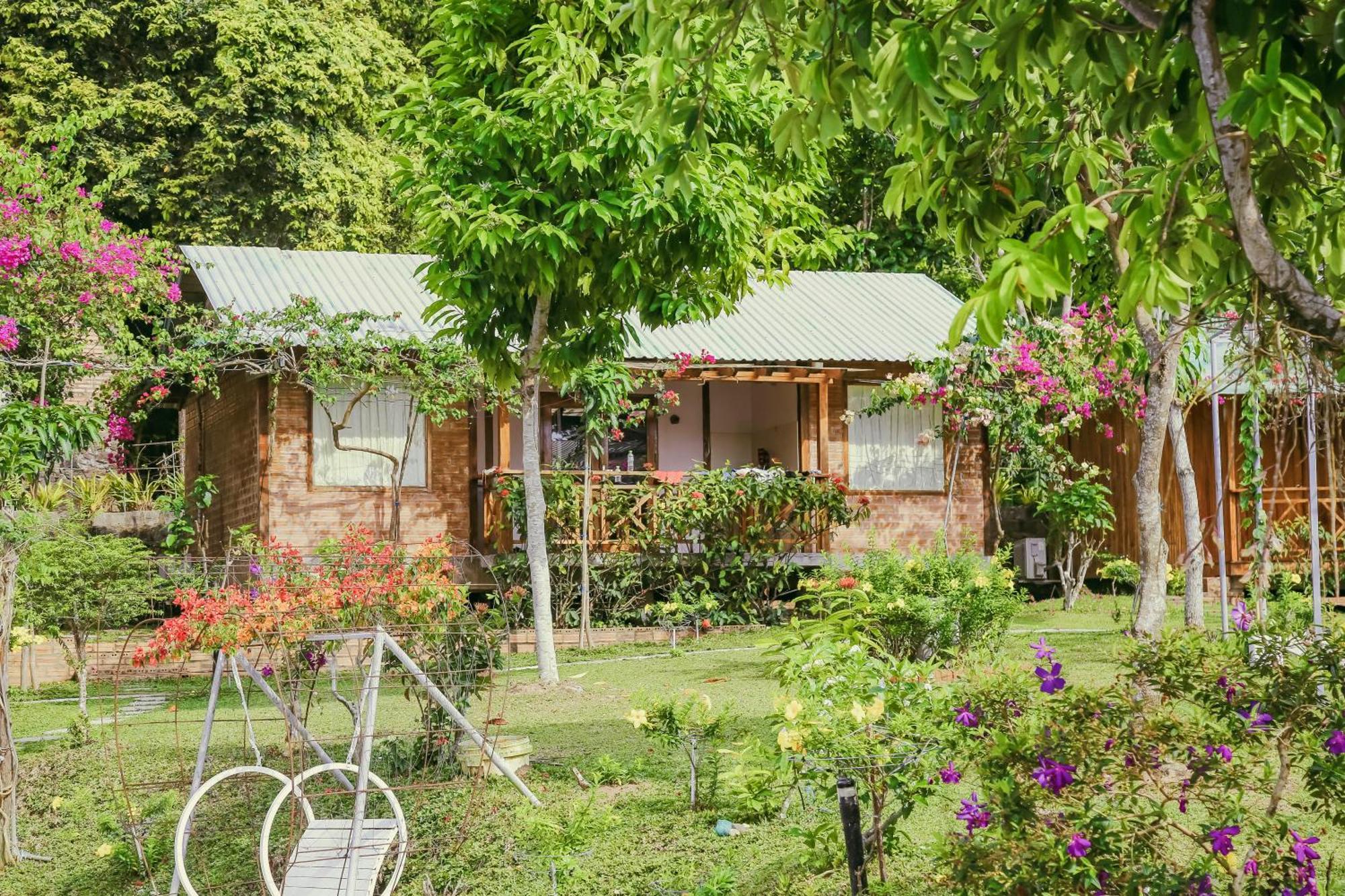 Phu Quoc Valley Sen Bungalow الغرفة الصورة